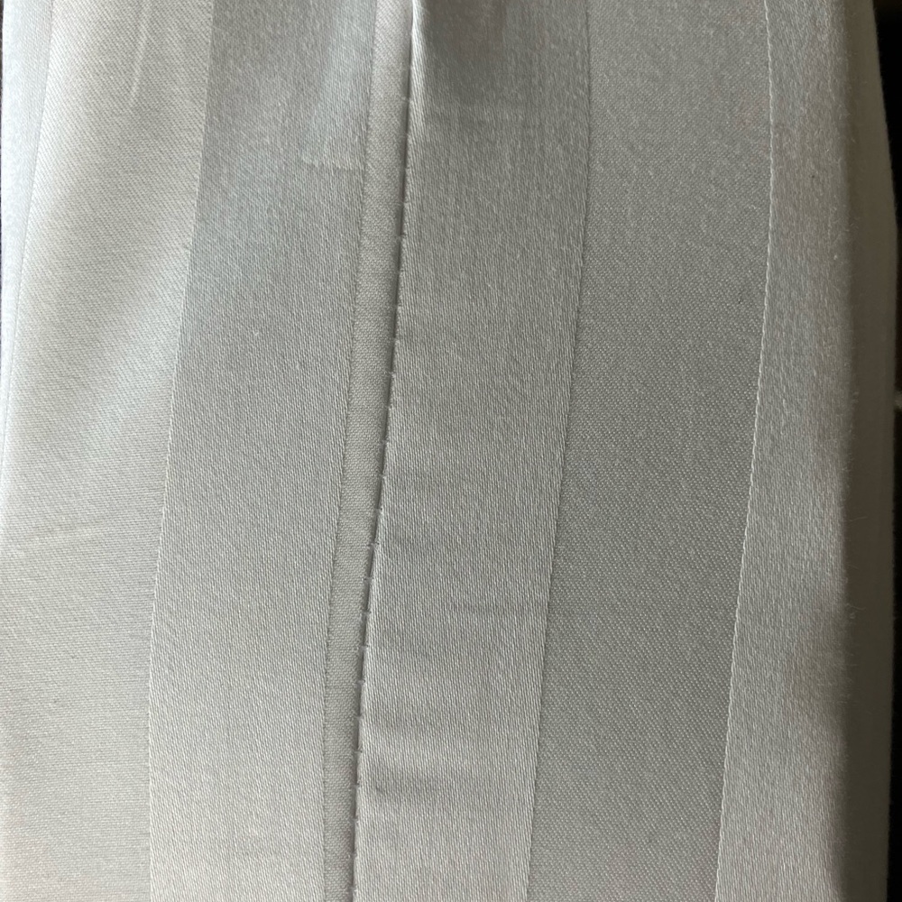 True Grip King sz Egyptian cotton 600 thread; beige and white striped